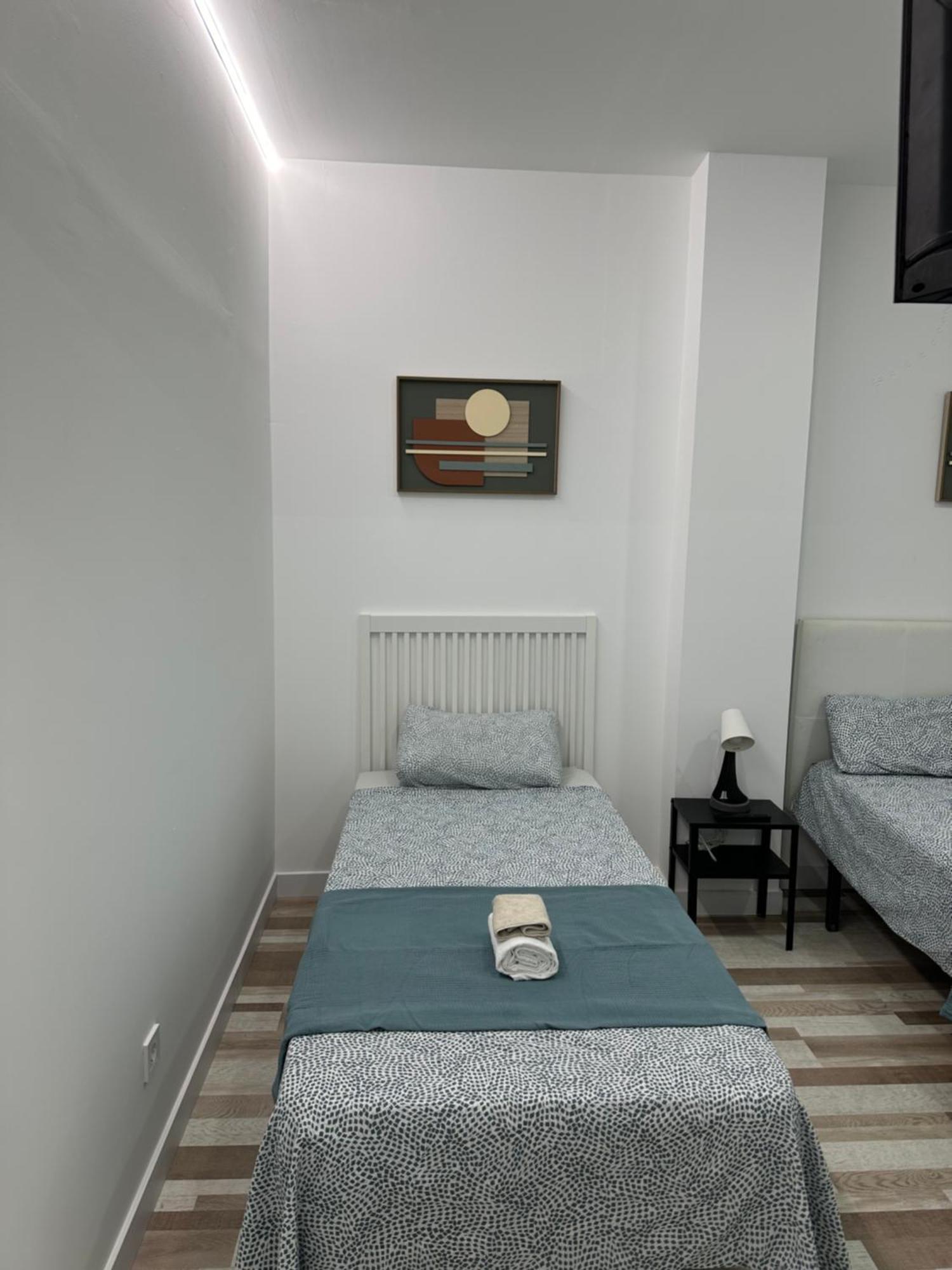 Alojamiento Fantasia Madrid Exteriér fotografie