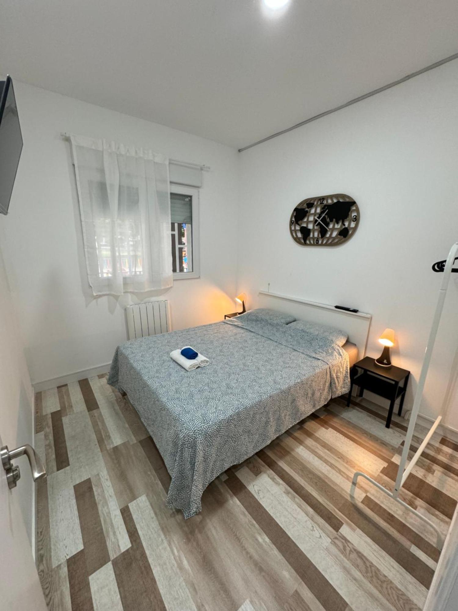 Alojamiento Fantasia Madrid Exteriér fotografie